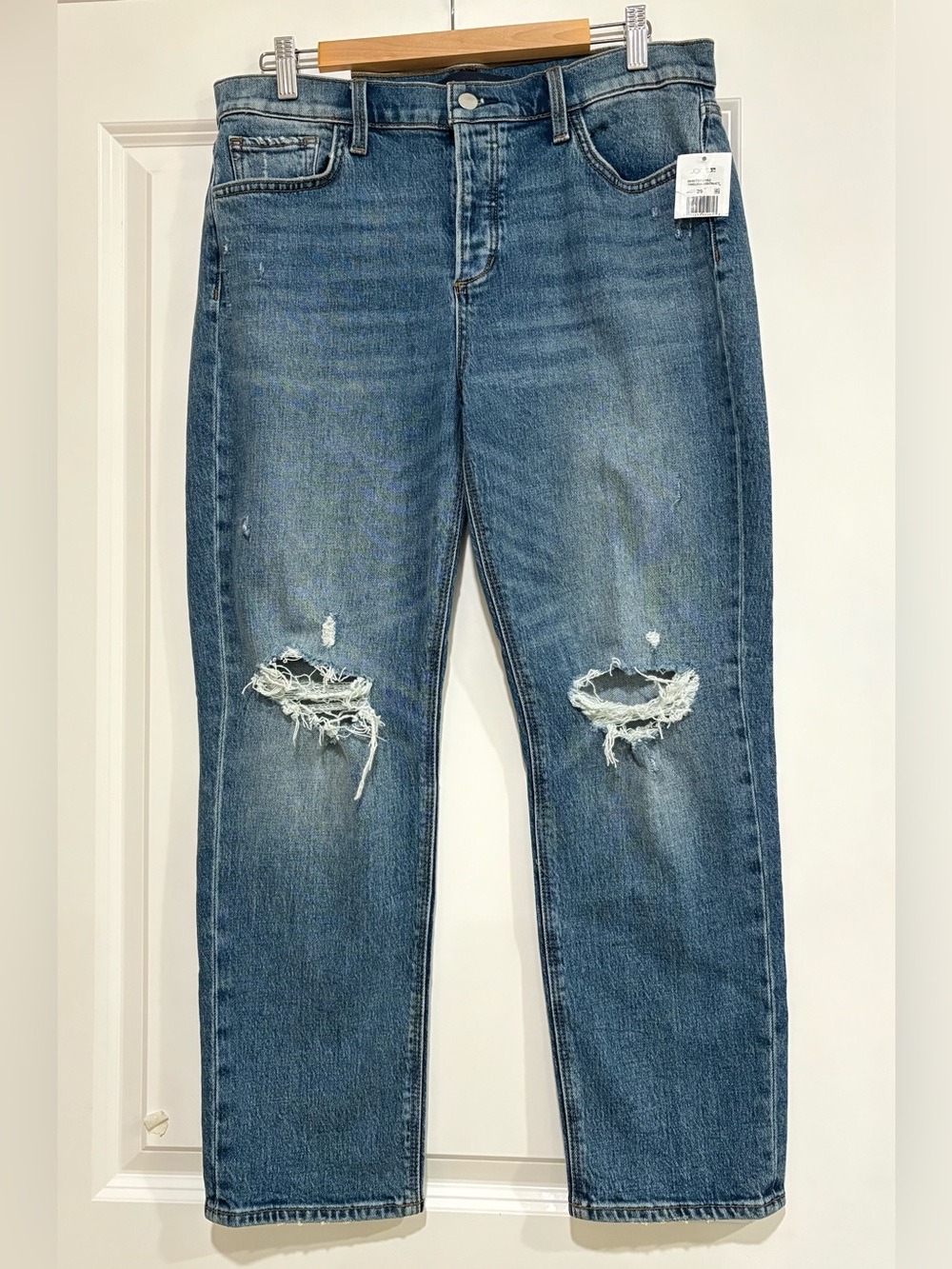NWT Joe’s Jeans The Scout Mid Rise Slim Boyfriend Timeless Destruct size 29 - Picture 2 of 8